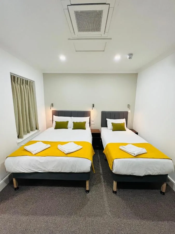 Triple Room